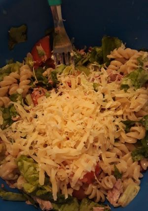 Una foto de Ensalada completísima!