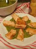 Salmone su letto verde