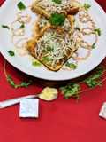 Schezwan potato cheese toast