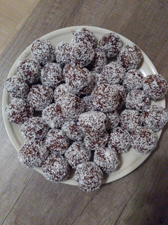 Kókuszgolyó recept fotója