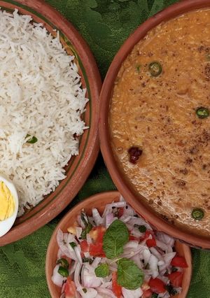 A picture of Dhaba Style Moong Daal 💛🌶🥘.