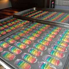 Lidah Kucing Rainbow রেসিপির প্রধান ছবি