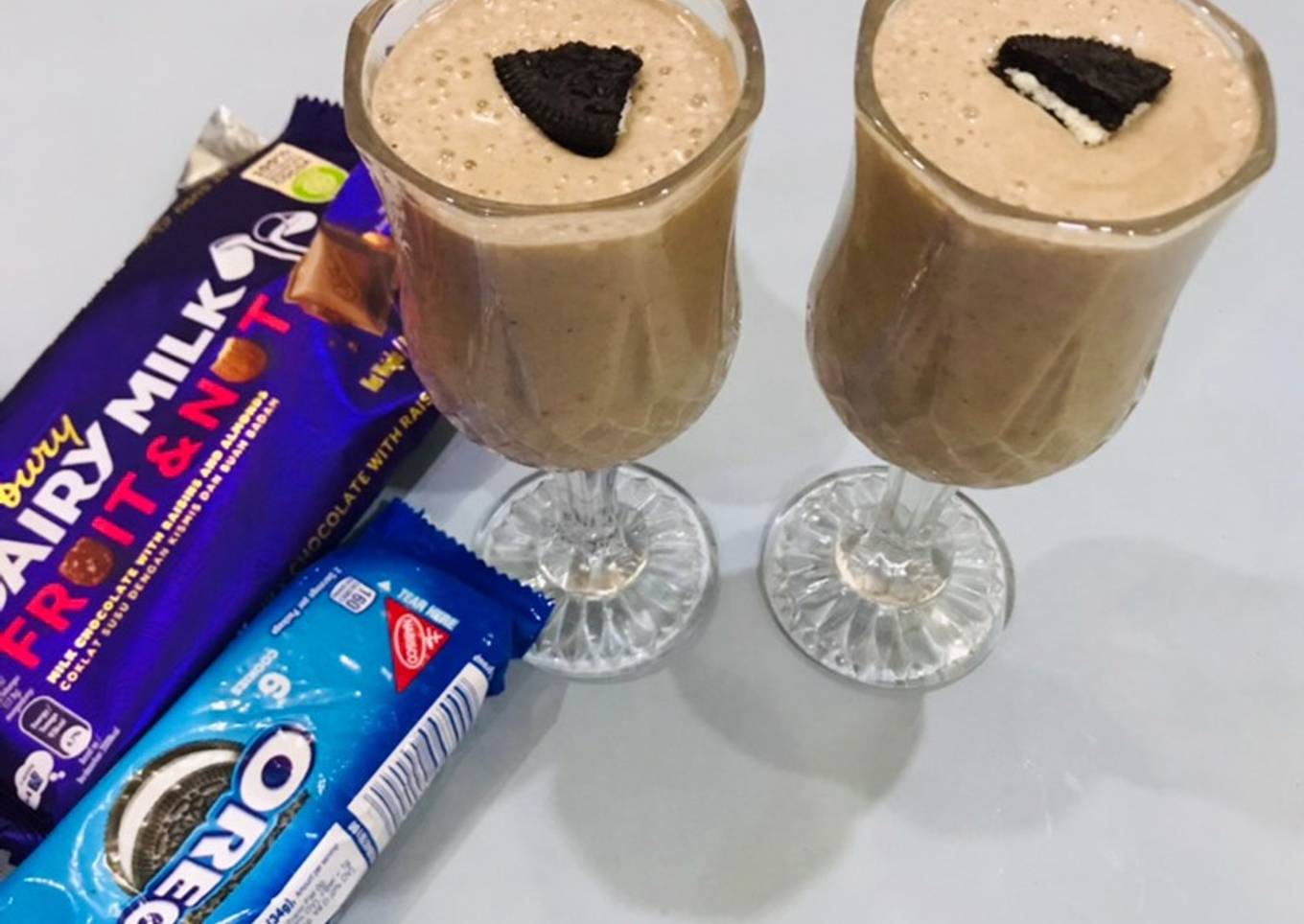 Oreo and Banana Shake