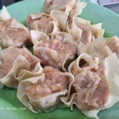 A picture of Siomay babi, ayam & udang.