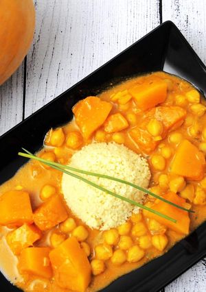 Sütőtökös vegán ragu kuszkusszal recept fotója