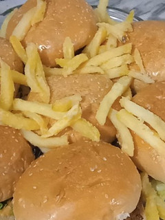 A picture of Burger lajawab.