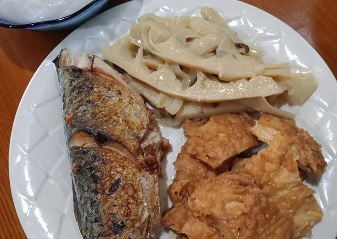 煎鯖魚清粥小菜食譜與作法by 陳伽瑜- Cookpad
