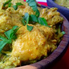 A picture of Chicken Korma.