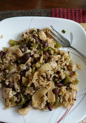 A picture of Almond Chicken.