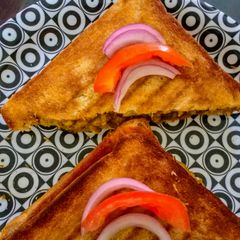 A picture of Cheesey Sandwich.