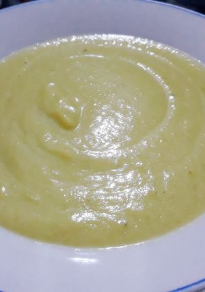 Una foto de Puré de calabacín