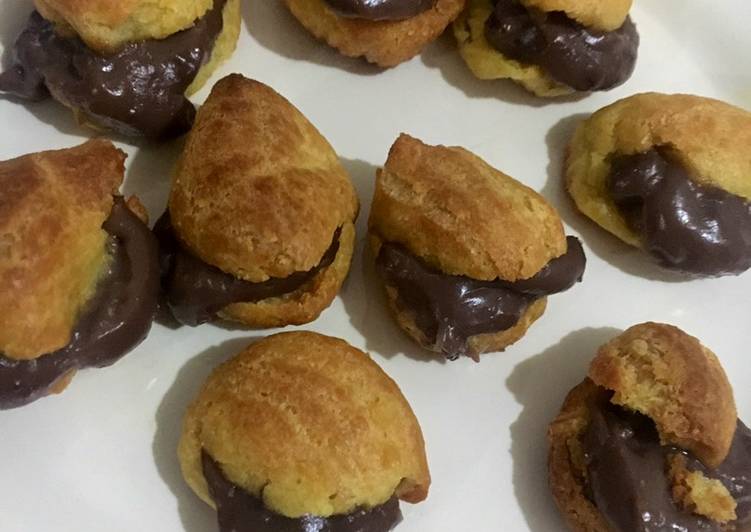 Resep Kue Sus Vla Coklat yang Bisa Manjain Lidah