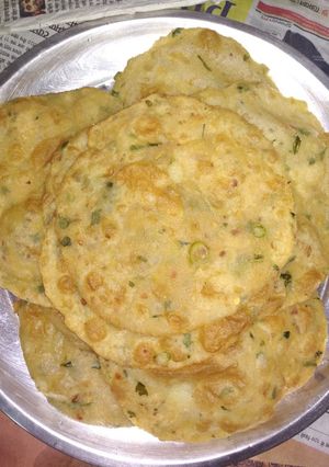 A picture of Aloo puri.