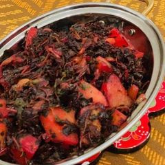 A picture of Laal saag.