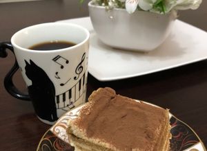 Una foto de Tiramisú Japonés TIRAMISU🇮🇹🇺🇾🇯🇵ティラミス
