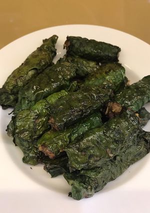 Hình của món Chả bò cuộn lá lốt.