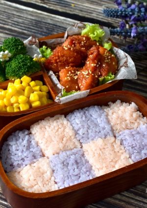 韓式炸雞彩米格子飯盒 的食譜成品照片
