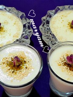عکسی از دستور فرنی عسلی کنجدی