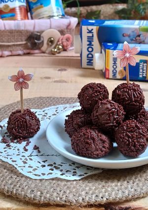 Foto resep Bola-bola biskuit