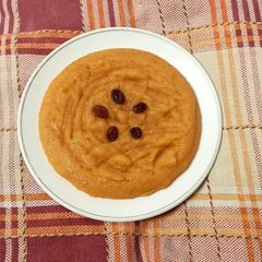 A picture of Sooji ka halwa.