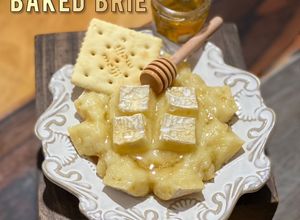 Gambar Easy 1-Min Brie Cheese Dip