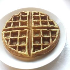 A picture of Yuna's Buttermilk Waffles.