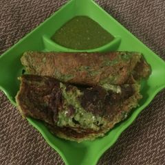 A picture of Pancakes with peas.