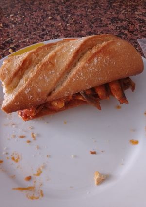 Una foto de Bocata de sardinillas