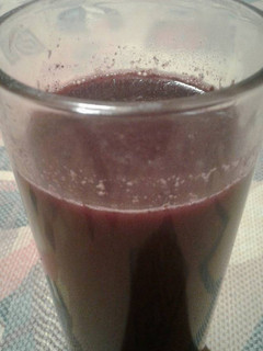 Una foto de Jugo natural de maqui y piña