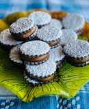 Alfajores de chocolate con masa sableé