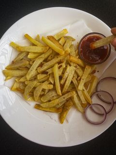 ফ্রেঞ্চ ফ্রাই (french fry recipe in Bengali) রেসিপির প্রধান ছবি