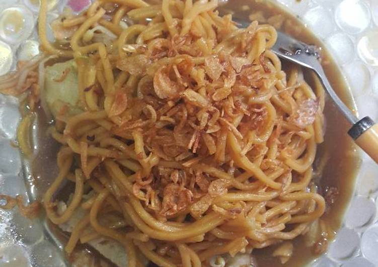 Cara Gampang Membuat Lontong Mie Sederhana tapi "Nikmeeh"👍😙😍 Anti Gagal