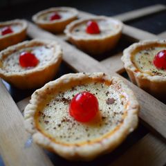 A picture of Vanilla Custard Tarts.
