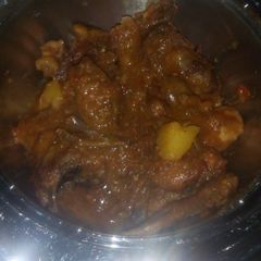 A picture of Fried chicken peppersoup.