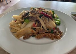 เนื้อผัดหน่อไม้ดอง