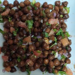 A picture of Chana chat.
