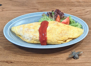 A picture of ★ Typical Japanese omelet rice ★.