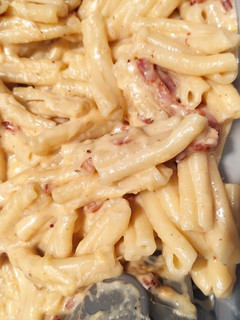 Una foto de Pasta en salsa carbonara