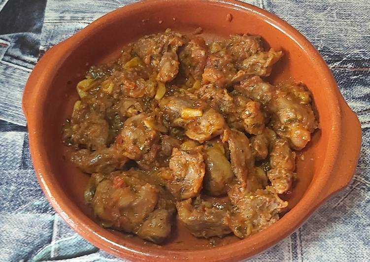 Mollejas de pollo con tomate