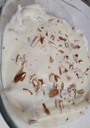 A picture of Shahi tukry.
