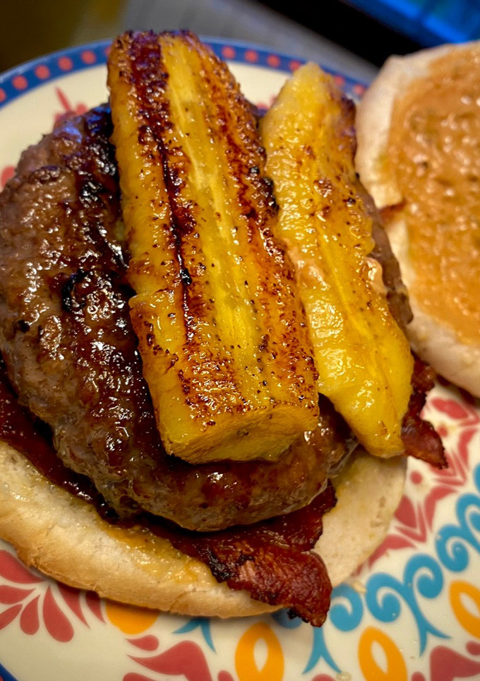 Una foto de PB&J Burger