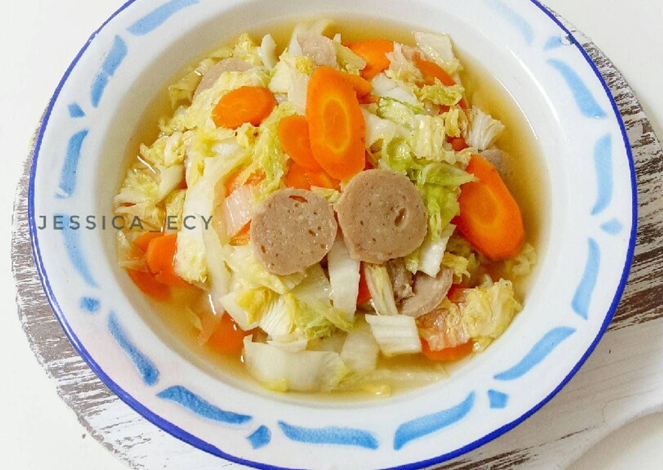 Sayur Sawi Putih Campur Bakso dan Wortel