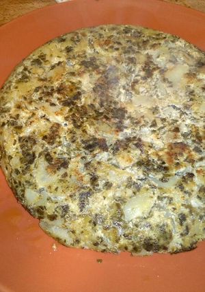 Una foto de Tortilla de berza con bacalao