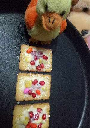 A picture of Biscuit pizza.