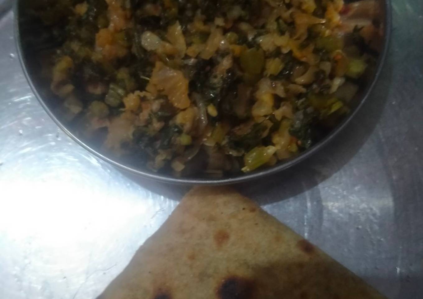 Mooli ke patton ki sabji