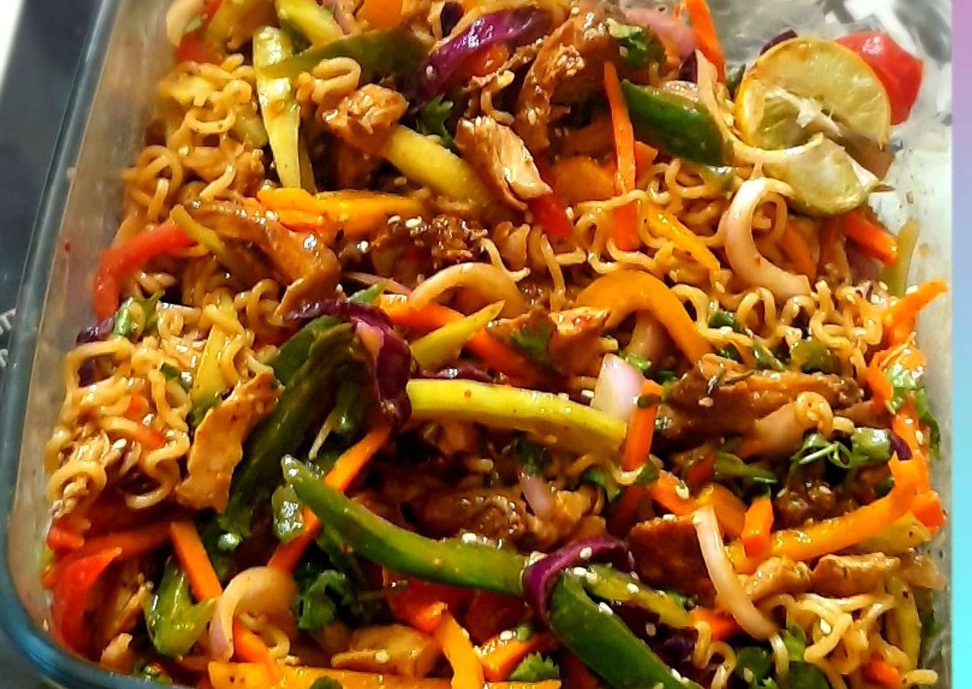 Chicken salad with Maggi noodles
