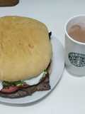 El Manso italiano con chocolate caliente con coco