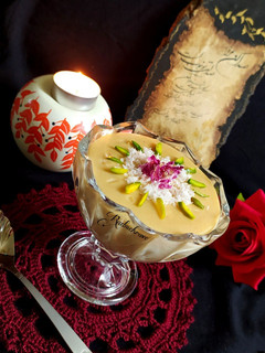 عکسی از دستور فرنی خرما