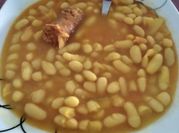 Una foto de guiso de chícharos