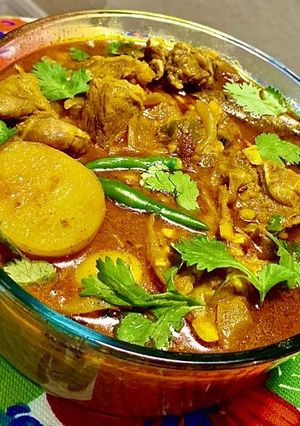 আলু দিয়ে পাঁঠার মাংসের ঝোল (Alu diye Pathar Mangsher Jhol Recipe in Bengali) রেসিপির প্রধান ছবি